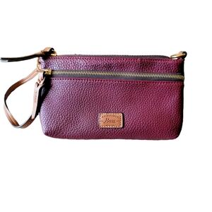 G.H. Bass Pebble Leather Burgundy Wristlet Wallet Preppy Classic